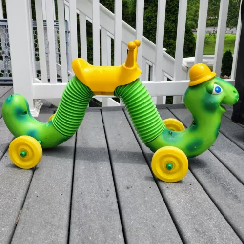 Vintage 1970s Hasbro INCHWORM Ride On Toy Excellent Pre- Owned Condition 