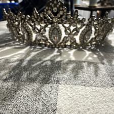 Silver Tone Clear Rhinestone Tiara Crown Headpiece Metal MPN 00848