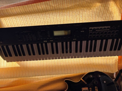 KORG KROSS2-61 Synthesizer Betrieb bestätigt
