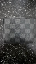 Authentic Louis Vuitton Mens Wallet Black Che...