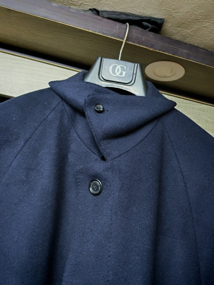 Vintage Burberrys Wool Cashmere classic navy Raglan long suit over coat 44R - Image 4 of 4