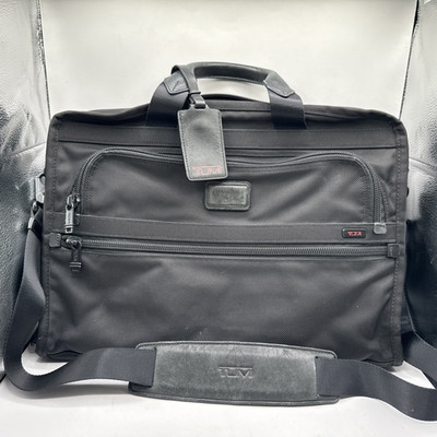 Tumi Alpha 2 Large Screen Portfolio Briefcase Laptop Bag Nylon 26111DH