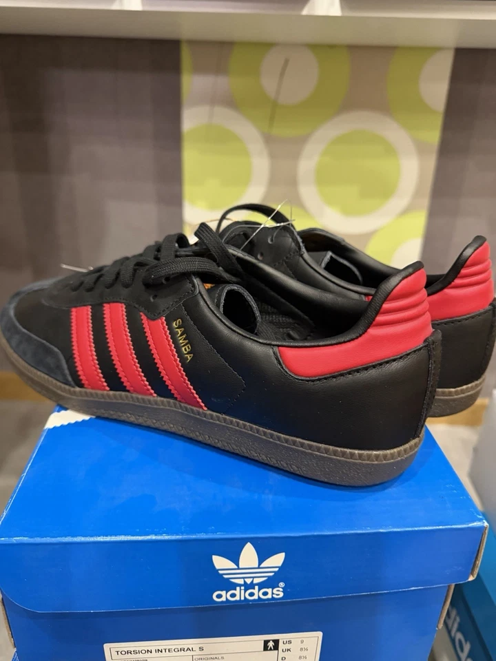 Adidas Samba Team Manchester United HQ7030 Black Red 43 1/3 New Tags - Photo 2/4