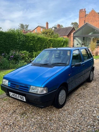 Fiat Uno - Picture 1 of 11