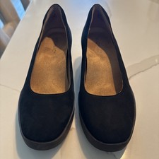 Vionic Women's Sereno Nubuck Slip-On Wedges Black