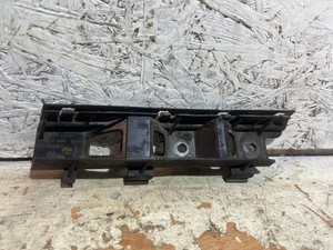 Volkswagen PASSAT B6 2007 Halterung Stoßstange Stoßfänger vorne RKT3332