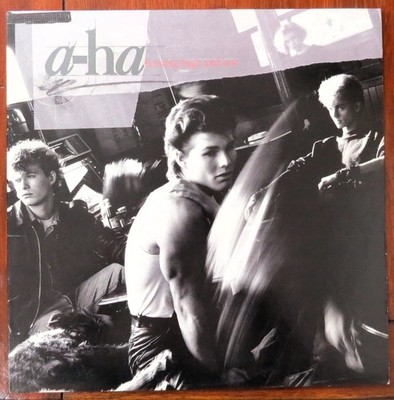 A-HA Hunting High And Low WARNER BROS. LP First Pressing 1985 Near Mint Vinyl