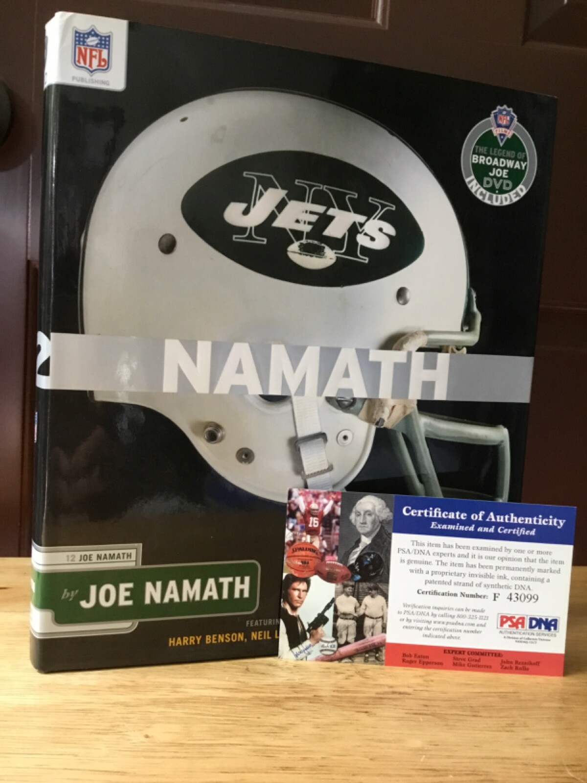 (SSG) JOE NAMATH Signed Hardcover Book & DVD - NFL FOOTBALL HOF QB - PSA/DNA COA 