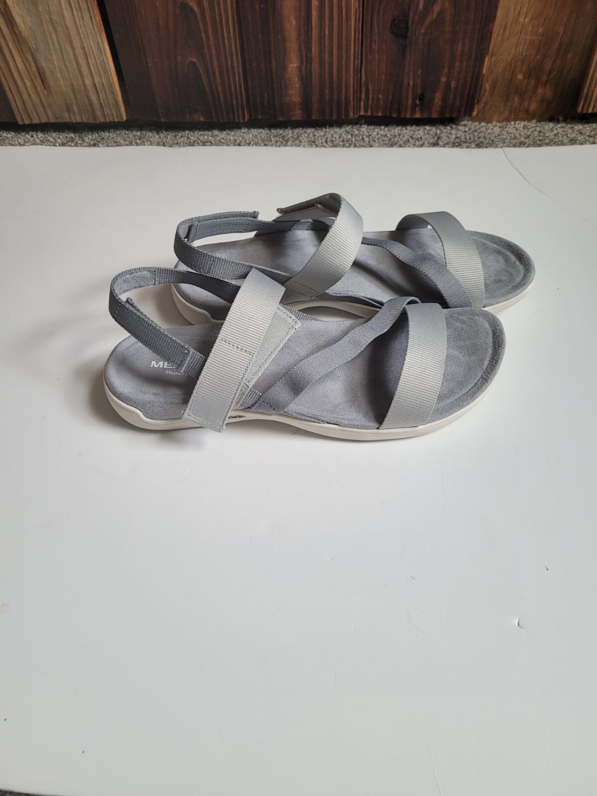 Merrell Air Cushion Memory Foam Sandals Women's Size 9 Gray SlipOn