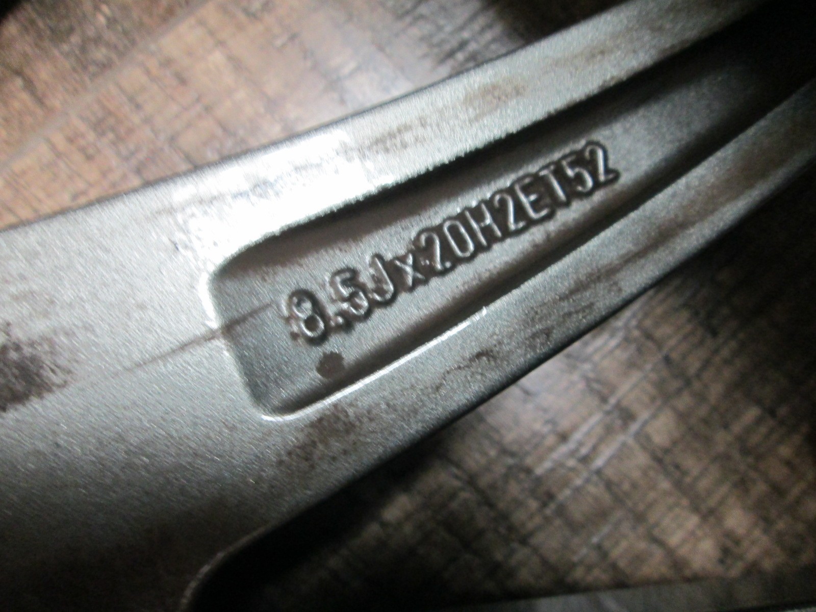 Maserati Quattroporte Front Wheel / Rim # 247163 / 82126103