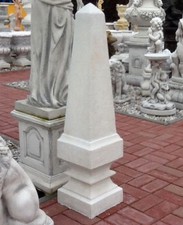 Obelisk, Pinienzapfen,105 cm, Gartenfigur, Steinguss, Pfeilerkrone, Steinfigur