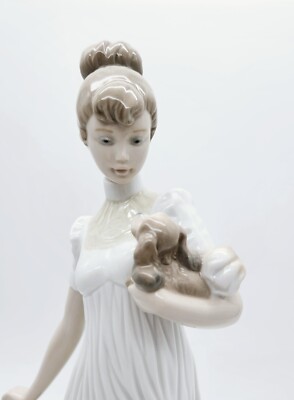Lladro Traveling Companions Porcelain Figurine 6753 by Regino