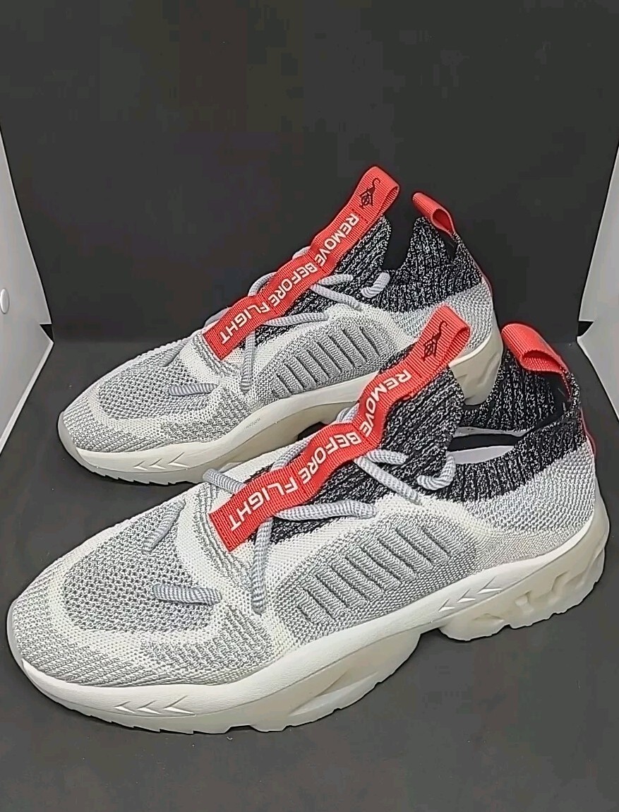 NEW SIA Collective Vulture V2 Sneakers White NASA Size 10