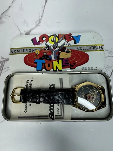 Vintage 1994 Armitron "Tasmanian Devil" Looney Tunes Mens Watch.