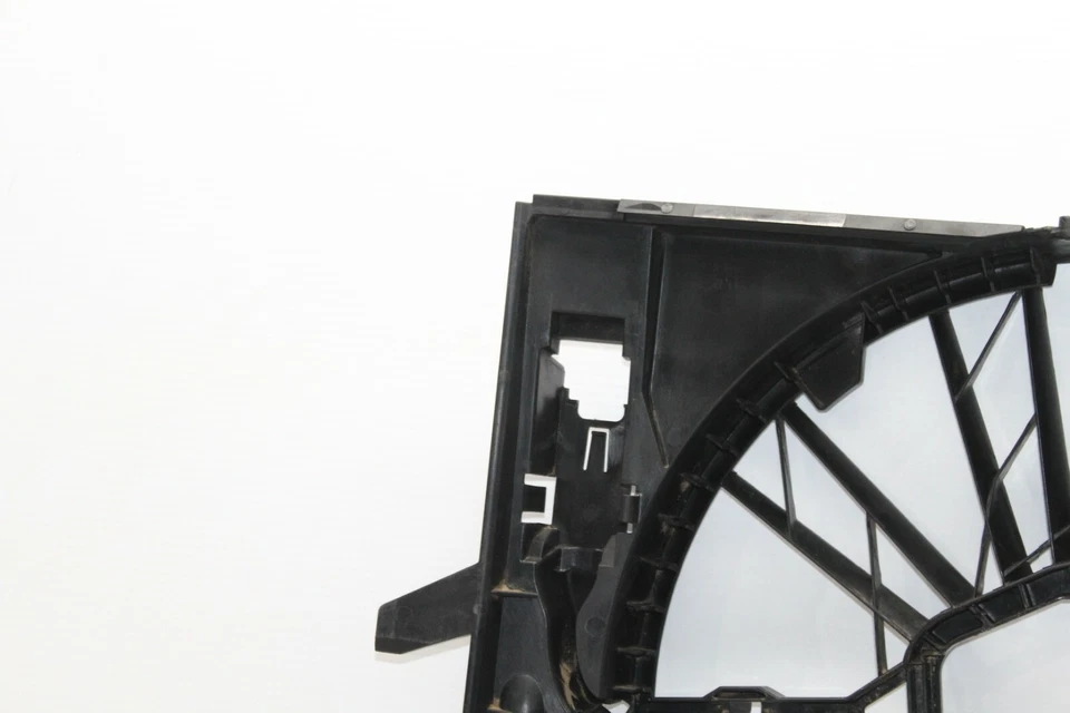 2002-2005 BMW 745i 745Li E65 E66 радиатор RAN лезвие кожух в сборе P9815 - Изображение 2 из 4