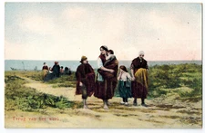 POSTCARD Dutch peasant family coming back from work fishing field farming ethnic