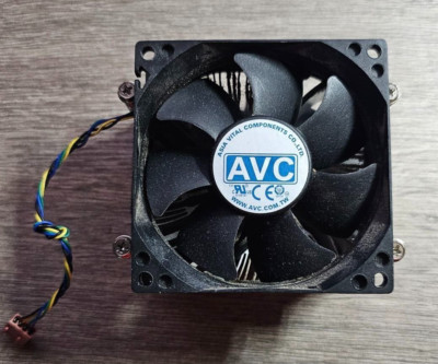 Original CPU Cooler Kühler & Kühlkörper LENOVO 01EF397. 8SSH40L65265A0CD03W14JJ