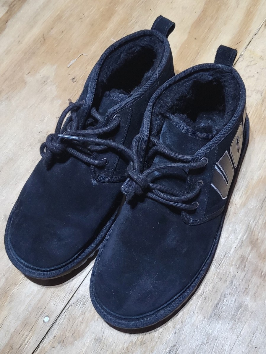 UGG Neumel Graphic Outline Chukka Boot Style 1130715 Size 9 Black UGG Men main image 4