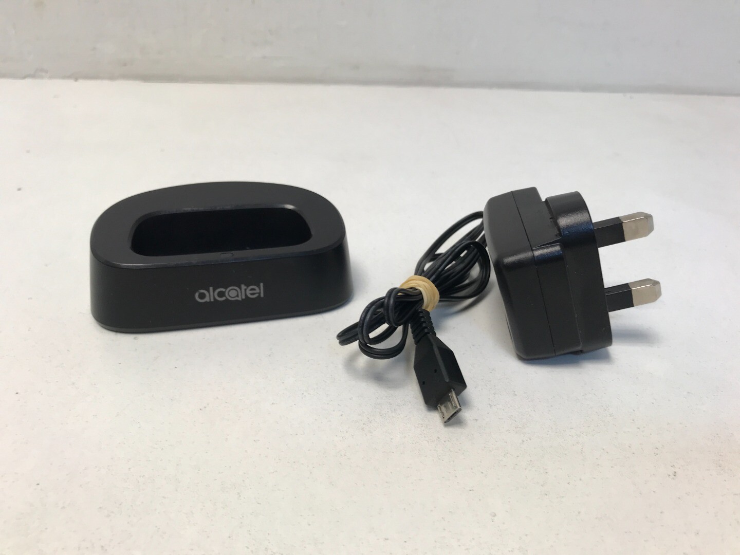 Alcatel 3082X Flip Mobile Phone Tesco eBay