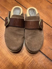 Sofft Women’s Clog Size 7 M Brown Suede Slip On Mule Billie