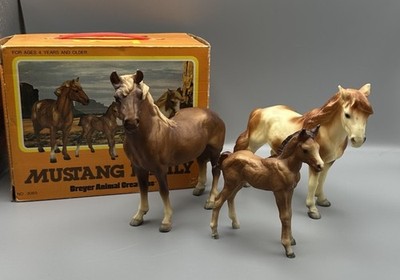 VTG Breyer Mustang Family Gift Set No. 3065 Animal Creations In Box 1970s USA