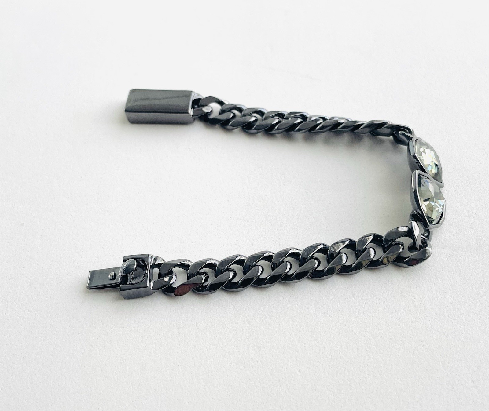 Beautiful Givenchy Signed Abstract Dark Green Cry… - image 8