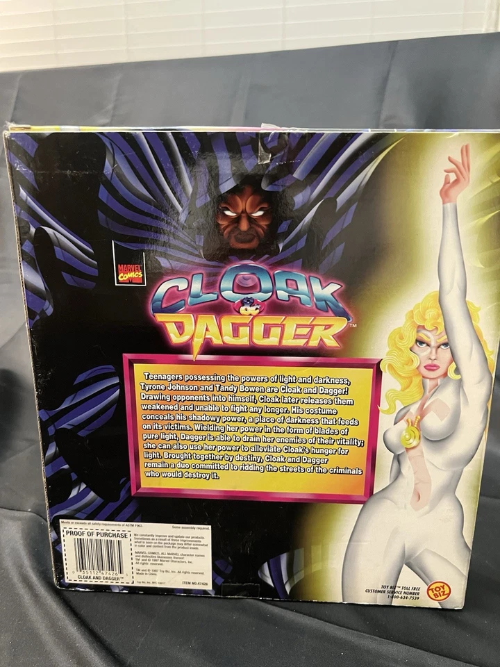 Marvel Entertainment Capa y Daga Coleccionistas Set Figura de Acción Nuevo Precintado Foto 2 de 2