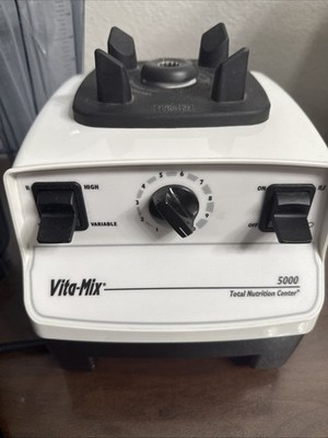 Vitamix 5000 | Blender | White | Variable Speed VM0103 | 64oz