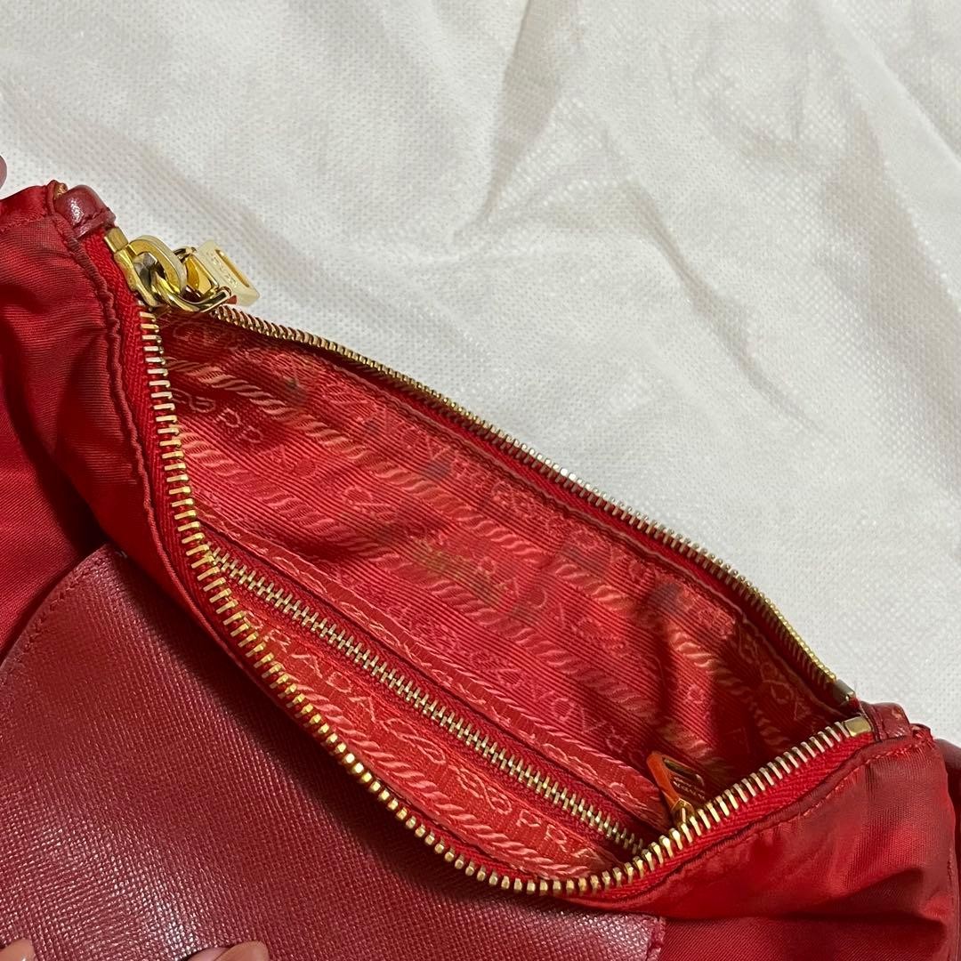 PRADA Red Shoulder Bag thumbnail 12