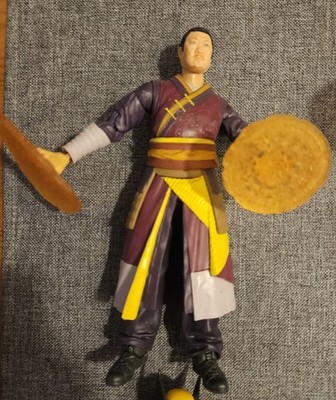 Marvel Legends Wong