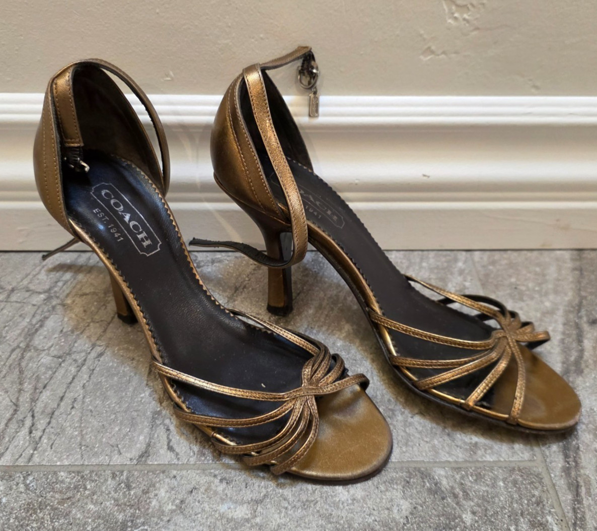 COACH gold bronze Metallic Strappy Heels Women’s Size 5B vtg