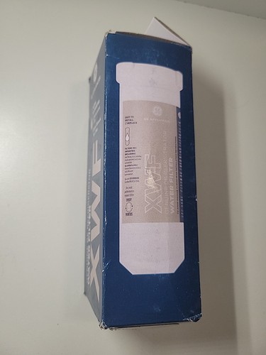 GE Appliances XWF Refrigerator Water Filter New. 701 - Picture 2 of 4
