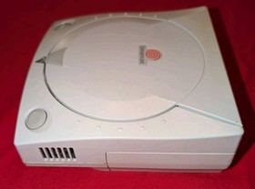 SEGA Dreamcast HKT-3020 Video Game Console Only - Parts or Repair