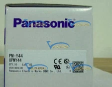 ONE SUNX Panasonic Photoelectric switch sensor PM-Y44 NEW