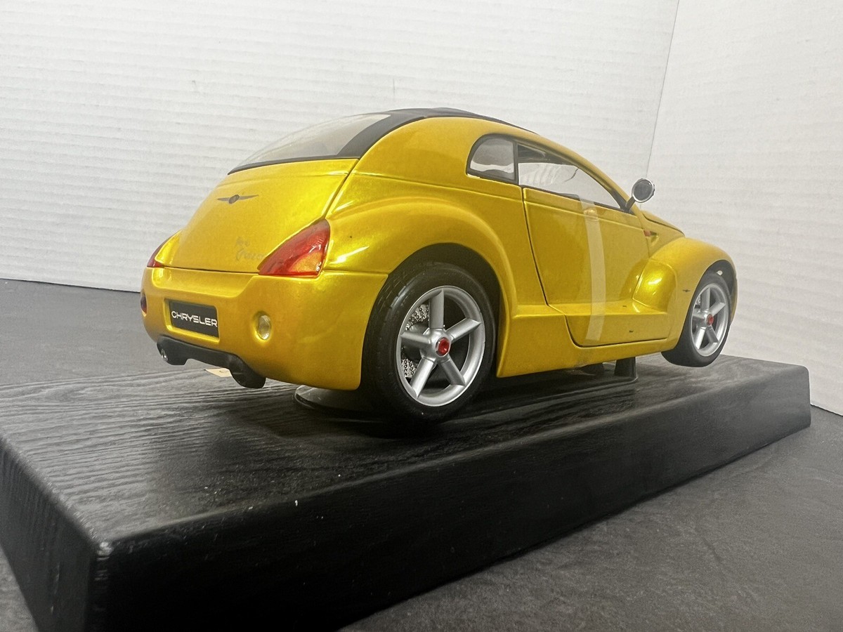 マイスト　クライスラー　プロントクルーザー Maisto Chrysler Pronto Cruizer Concept Car - 1/18 Scale