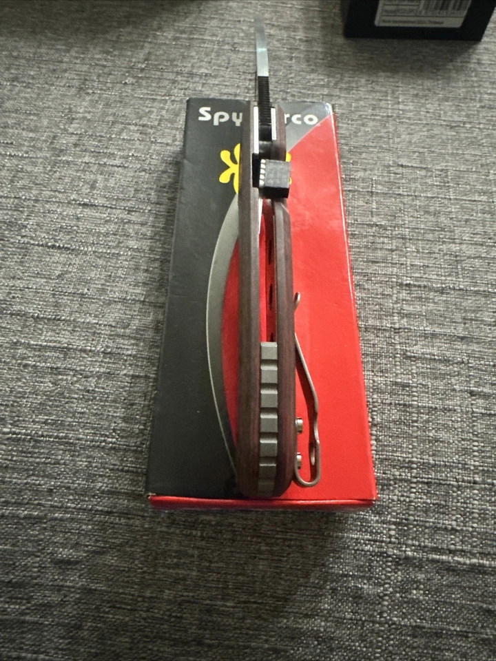 Canivete Spyderco Shaman 3,62 pol - C229 mm - Imagem 3 de 4