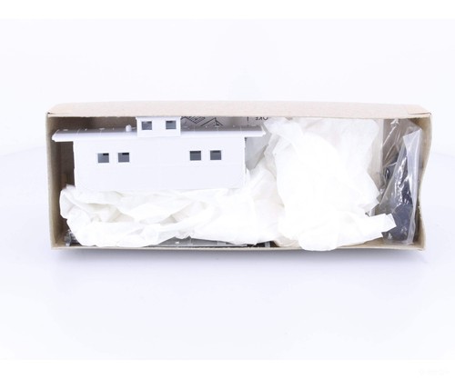 Roundhouse 03560 HO Northeastern Caboose Kit Undecorated | Condition: Used
