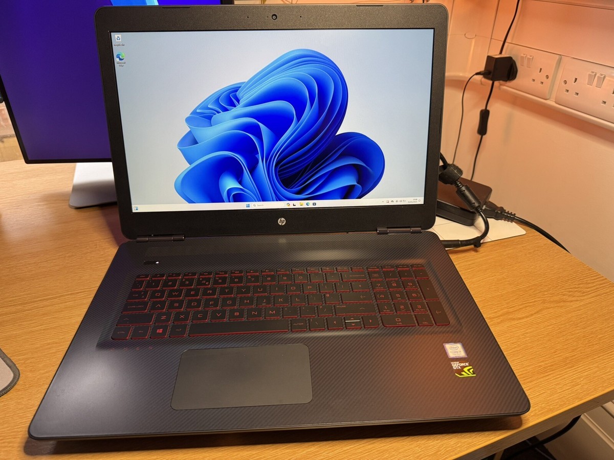 HP OMEN 17 i7-7700HQ 16GB 512GB GTX1070 【公式通販】