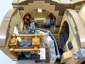 LEGO Star Wars: Mos Eisley Cantina 75052 - Incomplete