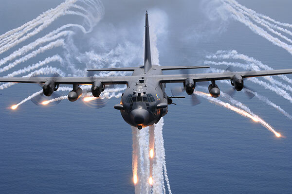 C-130 ポスター SpaceXs-Starshield-C-130J-
