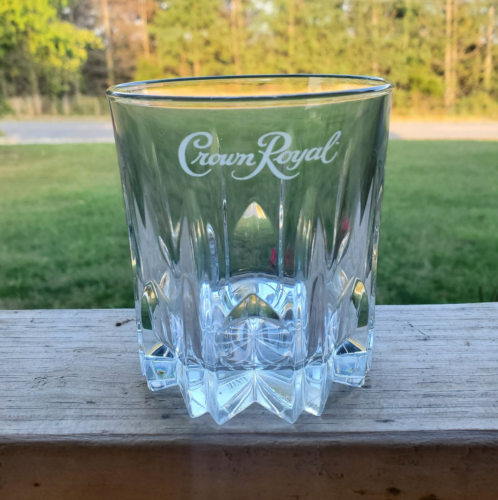 Crown Royal Starburst Crystal Lowball Whisky Glass Elegant Barware-image
