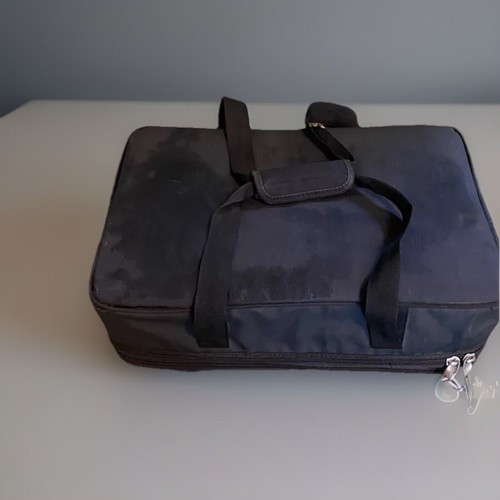 Travelin Chef Food Carrier Expandable Top Zipper and food Containers - Picture 3 of 12