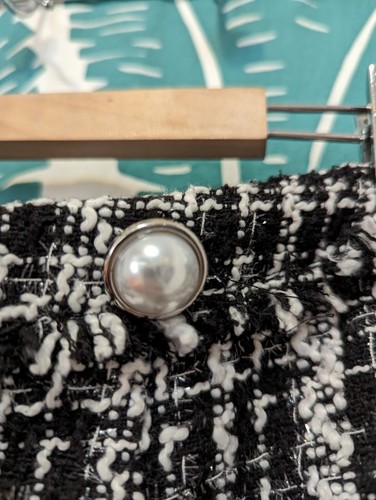 City Chic XL 22 Mini Skirt Black White Shimmer Boucle Tweed Textured Check - Picture 17 of 19