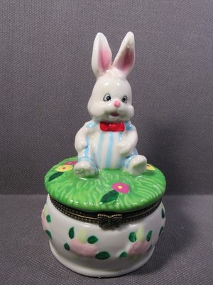 Trinket Box Bunny Rabbit Porcelain Easter Tight Bow Hinge Vintage 4'' x 2.25''
