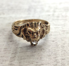 9ct Yellow Gold Lion Ring Cubic Zirconia Stones Solid Gold Hallmark Ring Size Q