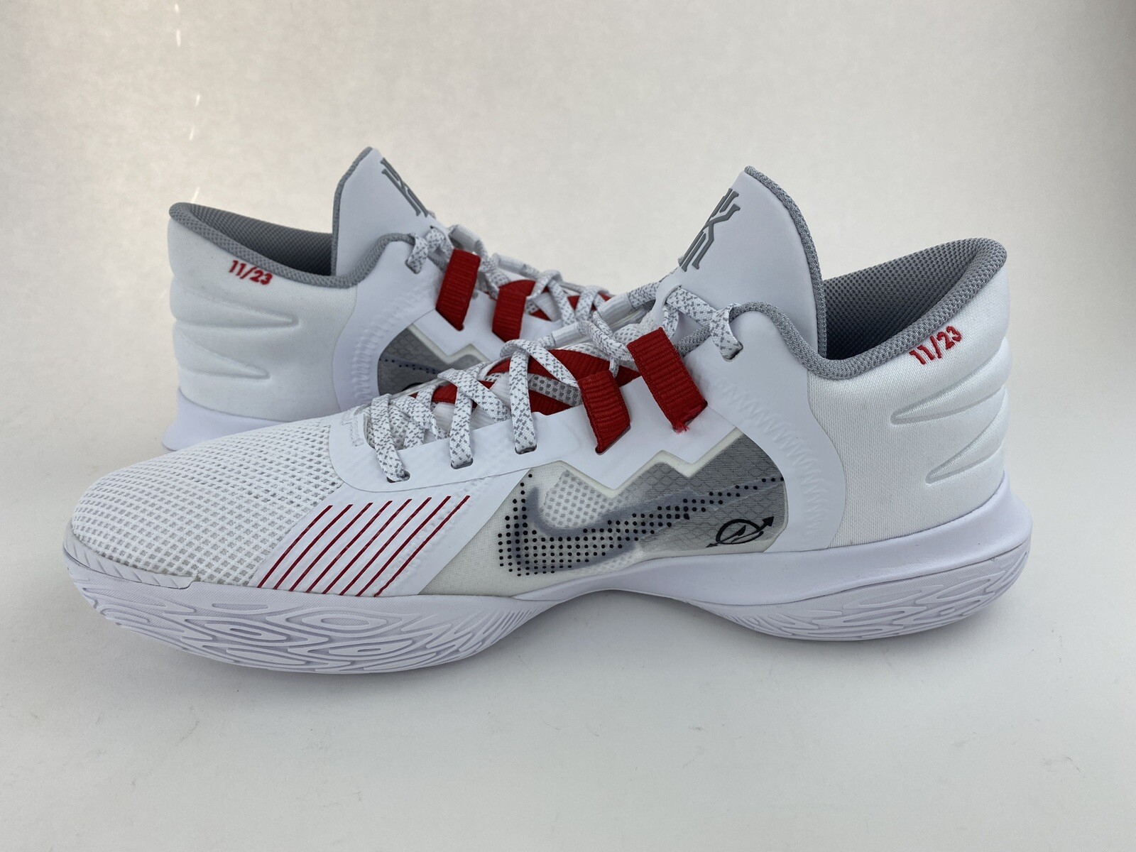 Nike Kyrie Flytrap 5 White Red Grey Men's Size 14 Basketball Shoes