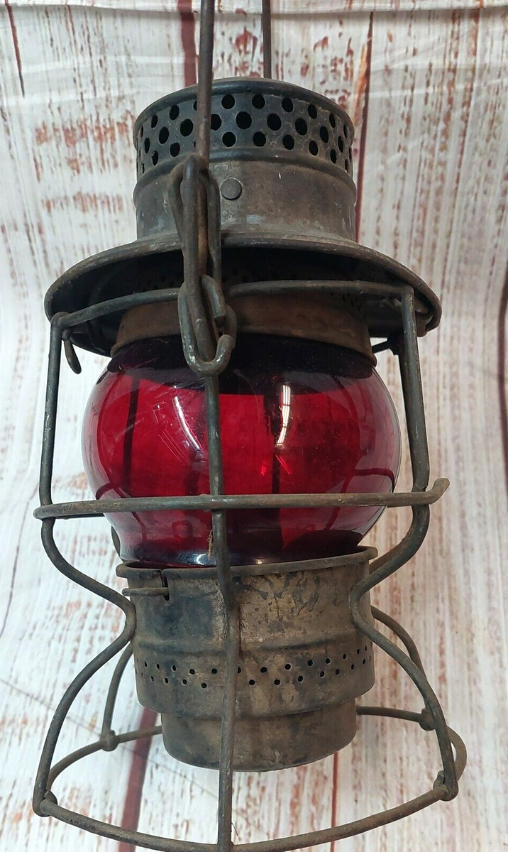 Adlake Kero Railroad Train Lantern Red Globe 1921-1923 2-35 Adlake Kero Railroad Train Lantern Red Globe 1921-1923 2-35