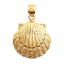 New 14k Yellow Gold Seashell Pendant