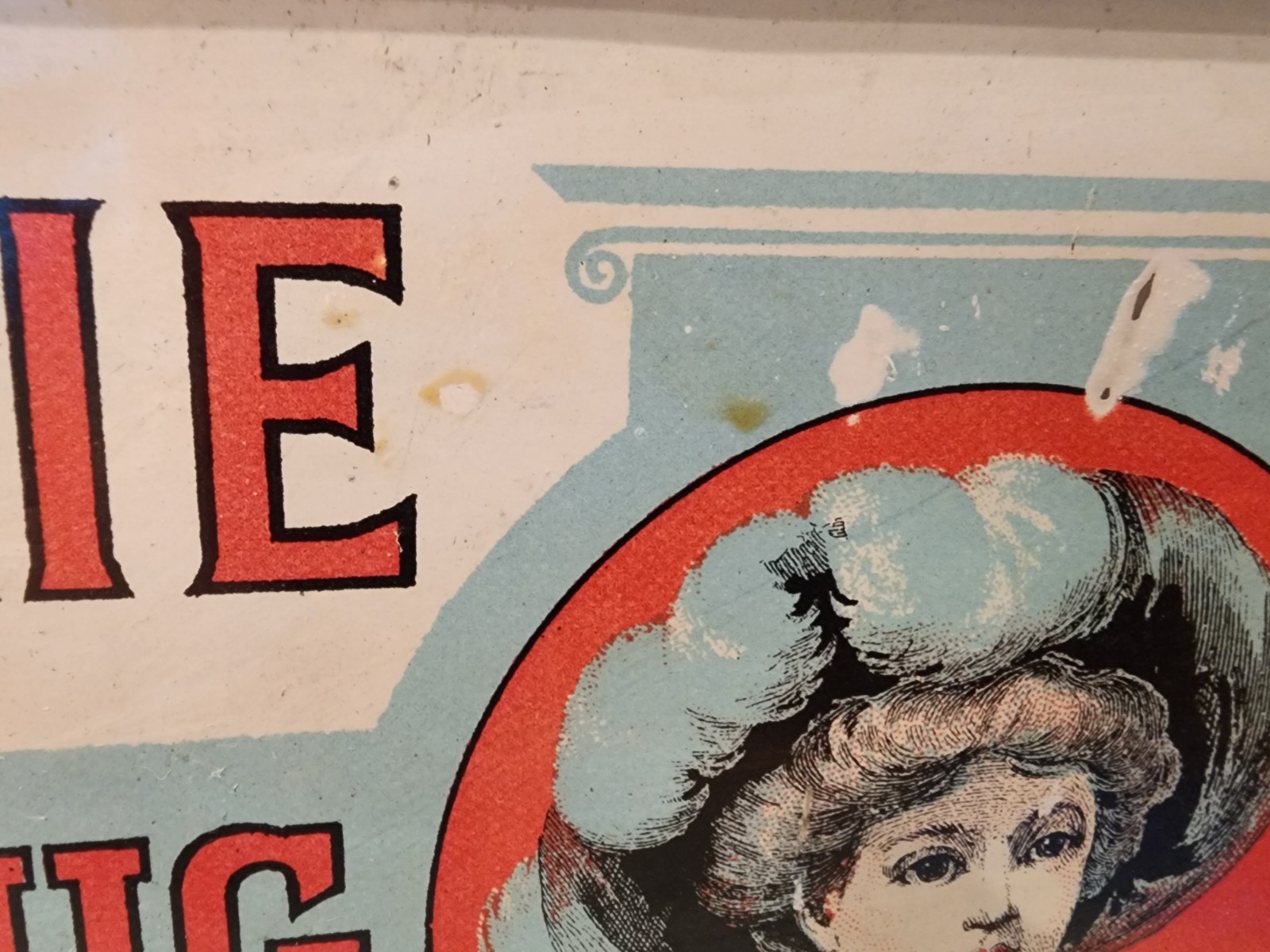 VTG ADVERTISING EMPTY DIXIE QUEEN LUNCH PAIL STYLE TOBACCO TIN NO HANDLE