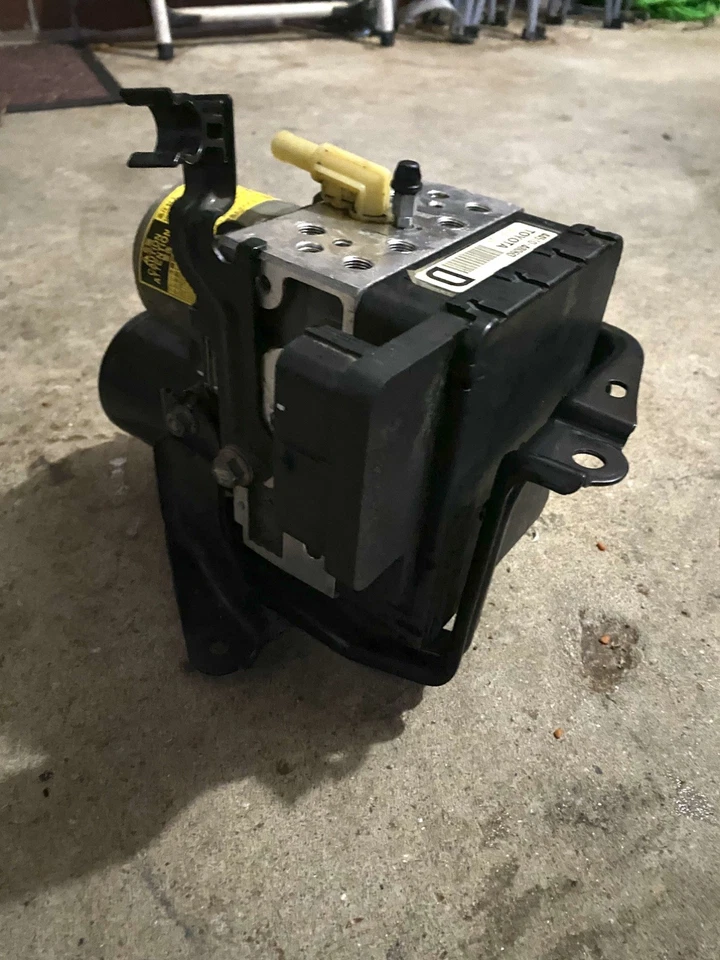 Módulo de bomba ABS 44510-48060 híbrido Toyota Highlander 2006-2009 Lexus RX400H fabricante de equipos originales Foto 3 de 4